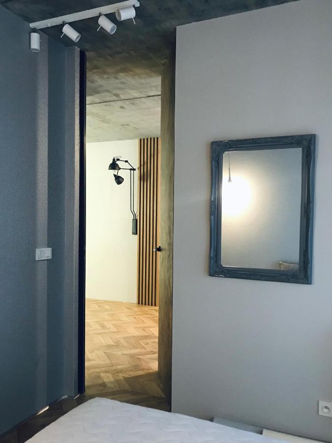 شقة تشينستوخوفا  في Loftowe M Apartament Poleska المظهر الخارجي الصورة