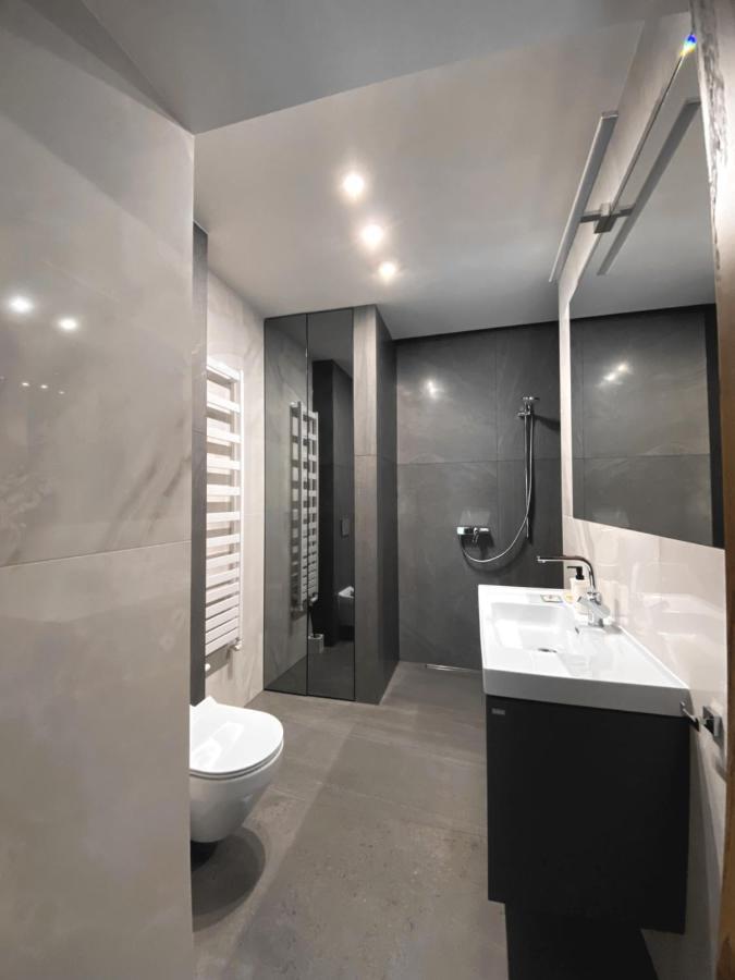 شقة تشينستوخوفا  في Loftowe M Apartament Poleska المظهر الخارجي الصورة