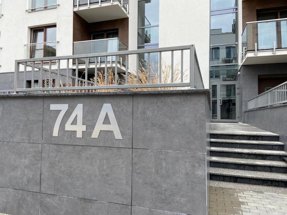 شقة تشينستوخوفا  في Loftowe M Apartament Poleska المظهر الخارجي الصورة